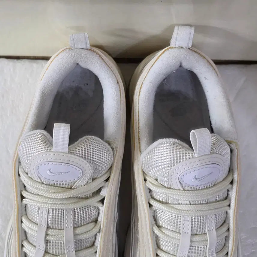 [BUNJANG] Nike Air Max 97 White Pure Platinum Sneakers / [245] 나이키 에어맥스97 화이트퓨어플래티넘ㅡ최저가