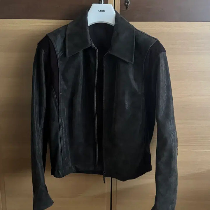 [BUNJANG] COOR Mixed Suede Piping Jumper (Black Brown) S / 쿠어(COOR) 믹스드 스웨이드 파이핑 점퍼 (블랙브라운) S사이즈