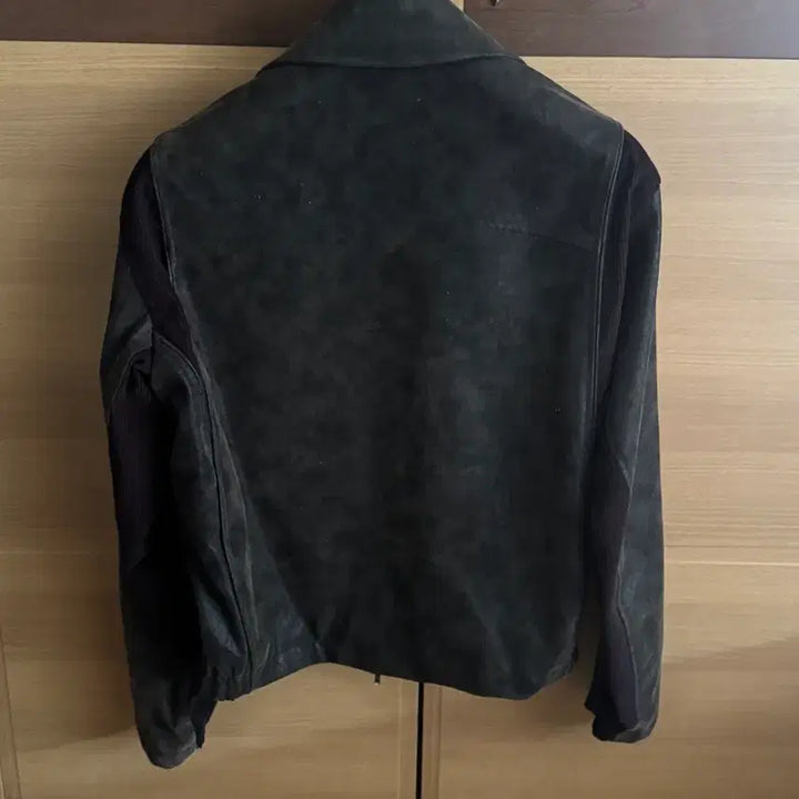 [BUNJANG] COOR Mixed Suede Piping Jumper (Black Brown) S / 쿠어(COOR) 믹스드 스웨이드 파이핑 점퍼 (블랙브라운) S사이즈