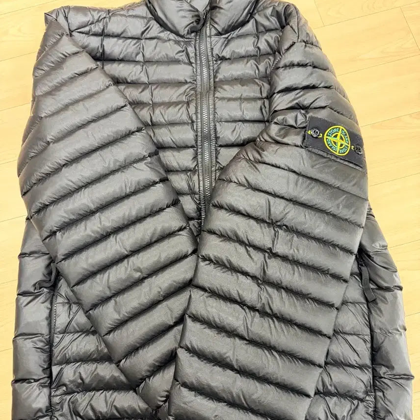 [BUNJANG] Stone Island Lightweight Padded Down Jacket (Black) / 스톤아일랜드 경량 패딩 다운 자켓 (블랙)