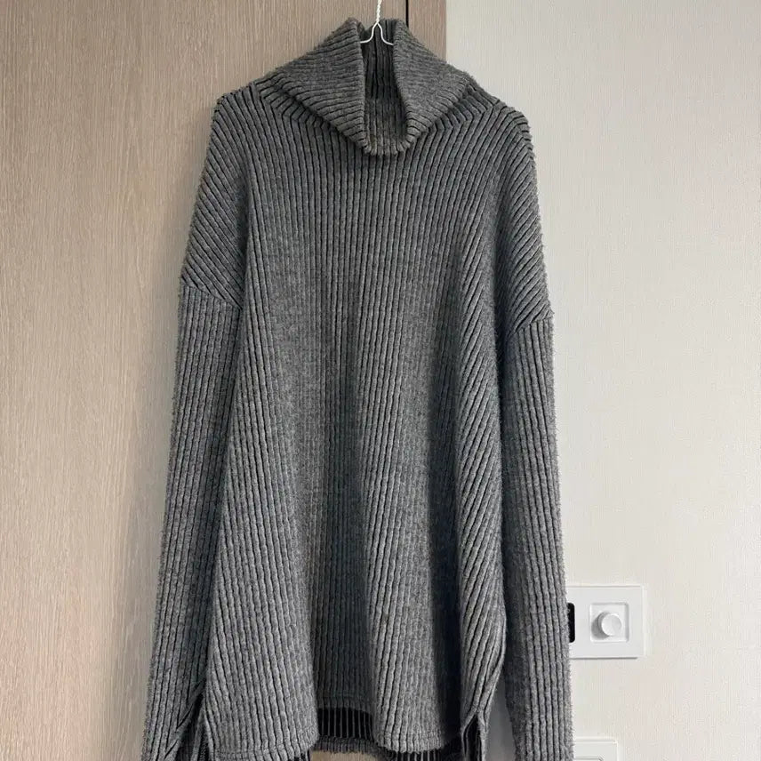 [BUNJANG] Oberg Oversized Turtleneck / 목폴라