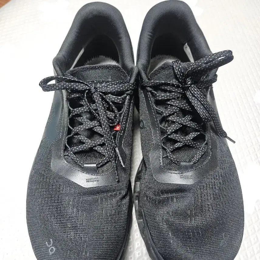 [BUNJANG] OnLearning Cloud Monster 2 Black Sneakers / 온러닝 클라우드몬스터2 블랙