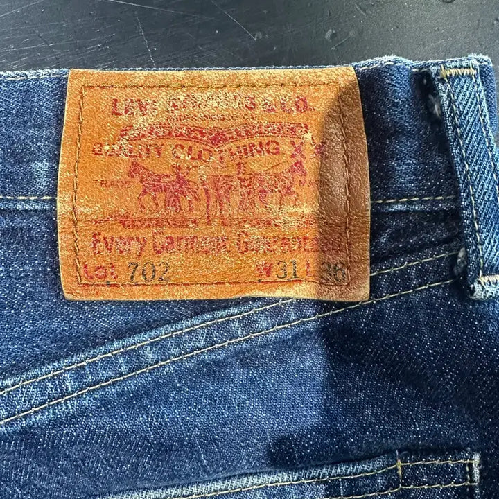 [BUNJANG] Levi's Vintage Jeans / 리바이스 빈티지 비죠 달린 제품