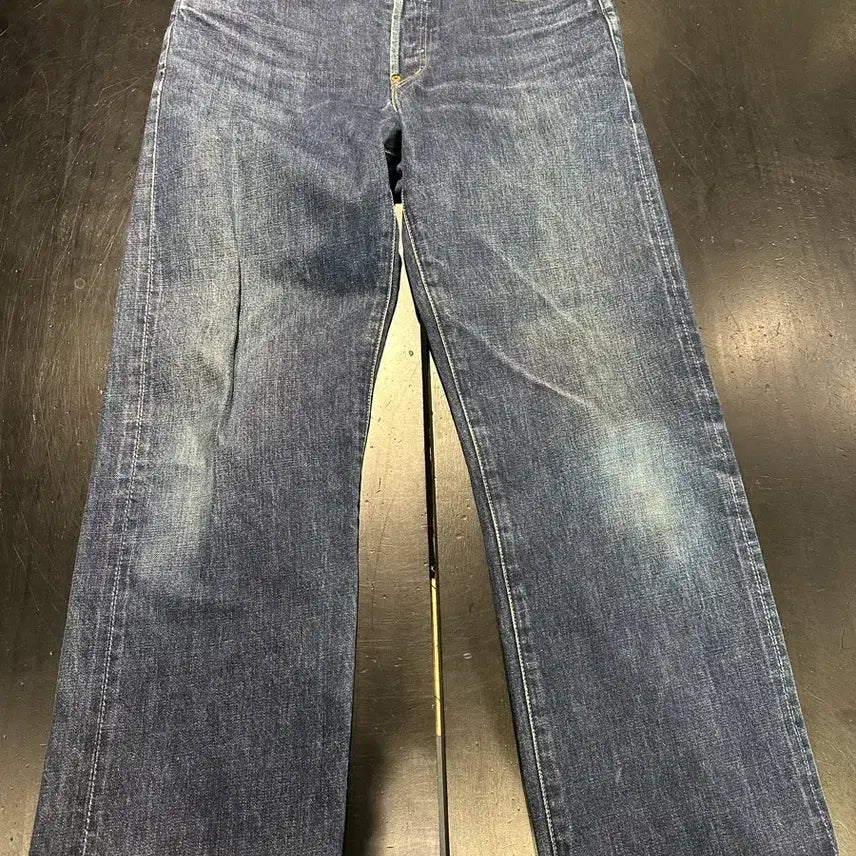 [BUNJANG] Levi's Vintage Jeans / 리바이스 빈티지 비죠 달린 제품