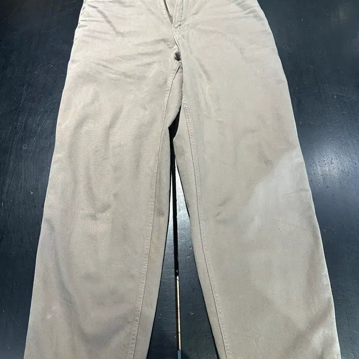 [BUNJANG] Uniqlo U Khaki Denim Pants / 유니클로U 카키컬러 데님 30사이즈