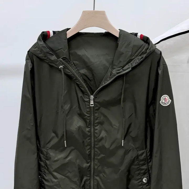 [BUNJANG] Moncler Grimper Windbreaker Jacket Khaki / [S+급/3] 몽클레어 그림퍼스 바람막이 자켓 카키