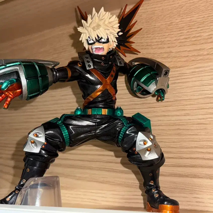 [BUNJANG] My Hero Academia Bakugo Katsuki Figure Metallic Ver. / 나의 히어로 아카데미아 바쿠고 카츠키 피규어 제일복권 라스트원 상 메탈릭