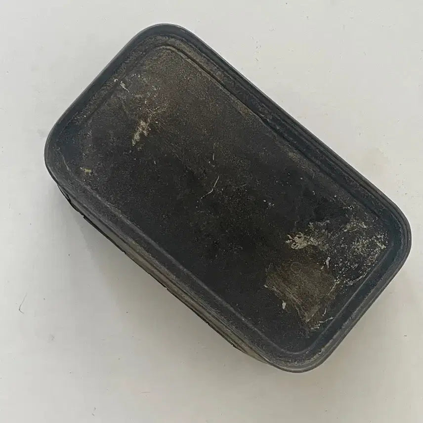 [BUNJANG] Honest Labor Vintage Cigarette Tin Case / 영국 빈티지 시가렛 옐로 틴 케이스