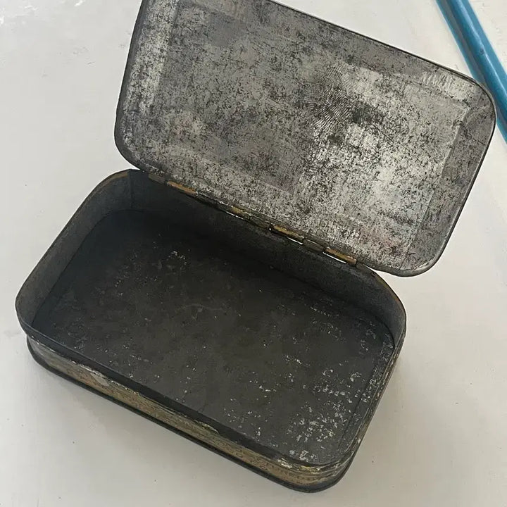 [BUNJANG] Honest Labor Vintage Cigarette Tin Case / 영국 빈티지 시가렛 옐로 틴 케이스