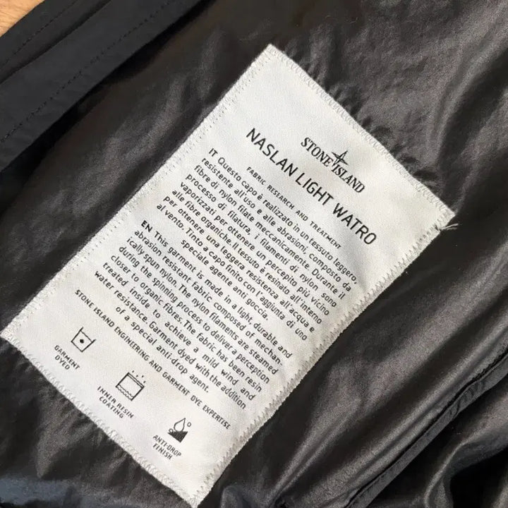 [BUNJANG] Stone Island Naslan Light Watro Field Jacket / 스톤아일랜드 나슬란 라이트 와트로 필드 자켓