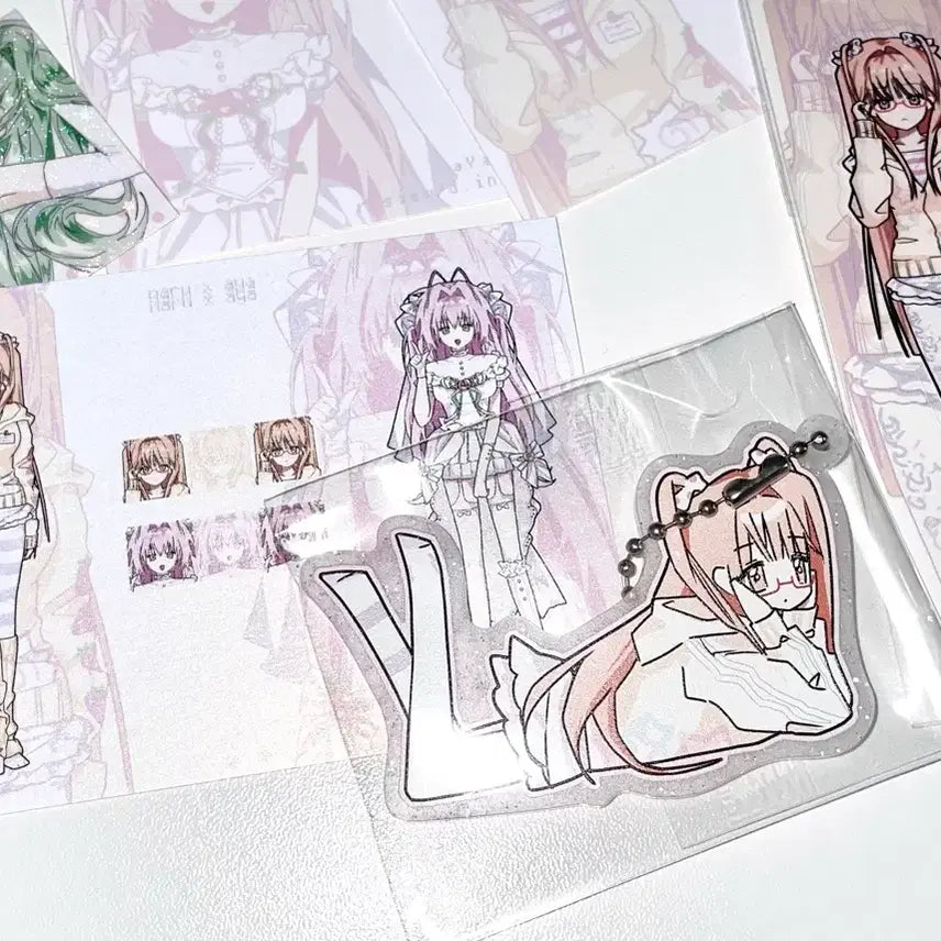 [BUNJANG] Dolguk Nim Acrylic Keyring and Sticker Set / 돌격님 통판 키링 스티커 양도 돌격님 키링 미소녀 키링