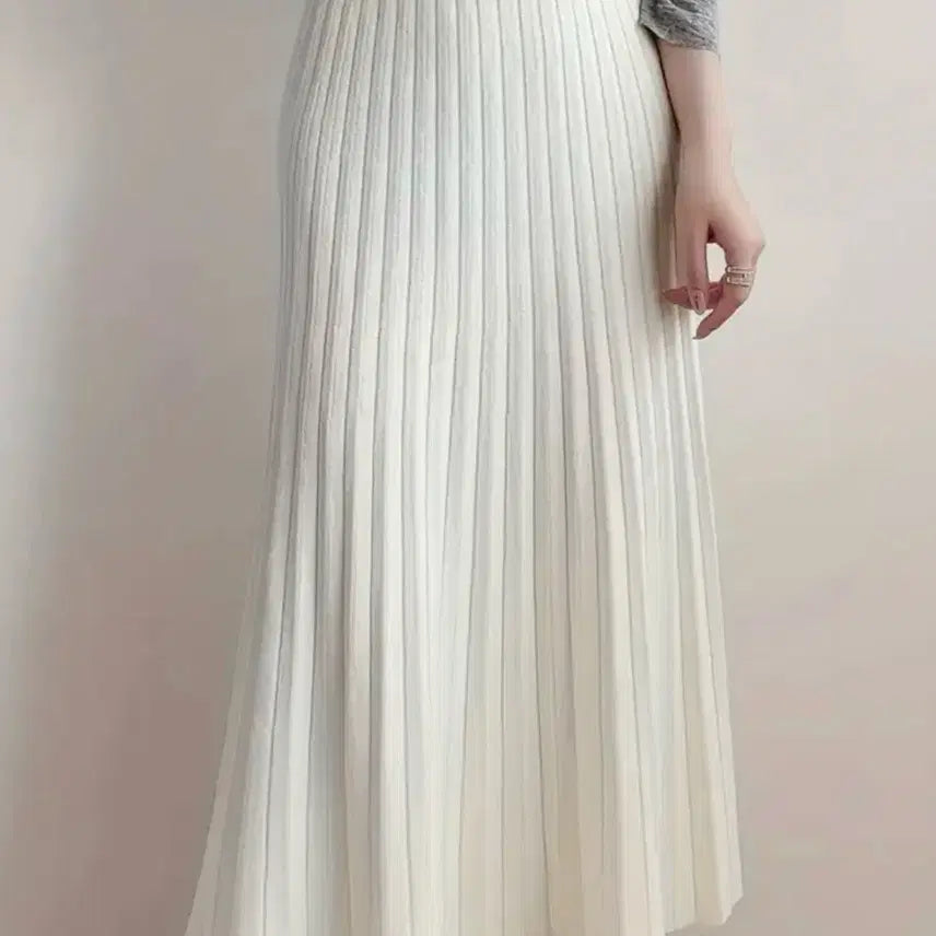 [BUNJANG] Knit Long Skirt / 니트 롱스커트 블랙, 화이트
