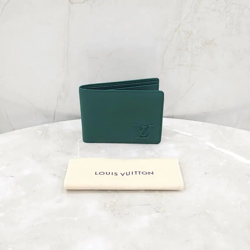 [BUNJANG] Louis Vuitton LV Multiple Wallet Green / 루이비통 LV 그린 멀티플 월릿 반지갑 M82273