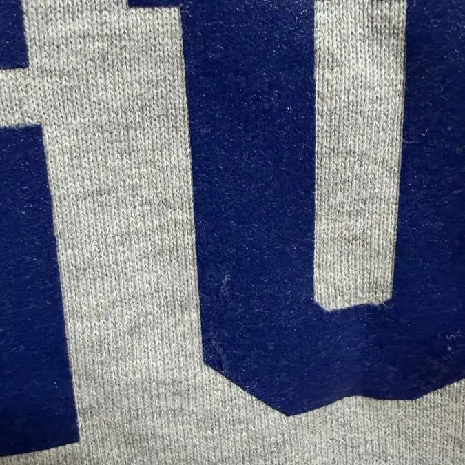 [BUNJANG] Uniqlo EFC Daegu Sweatshirt / 유니클로 이플릭 대구 스웨트