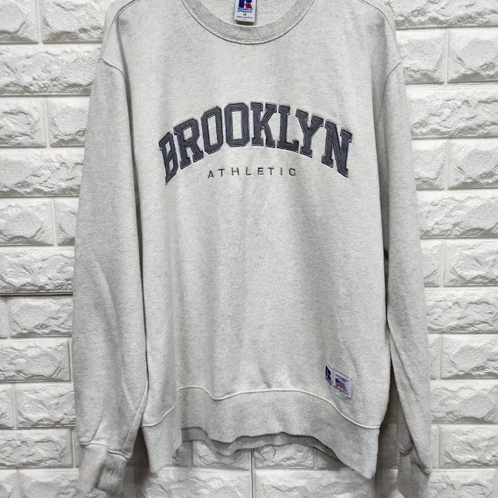 [BUNJANG] Russell Athletic Brooklyn Sweatshirt / 러셀 애슬레틱 브루클린 맨투맨 95-100사이즈 k366