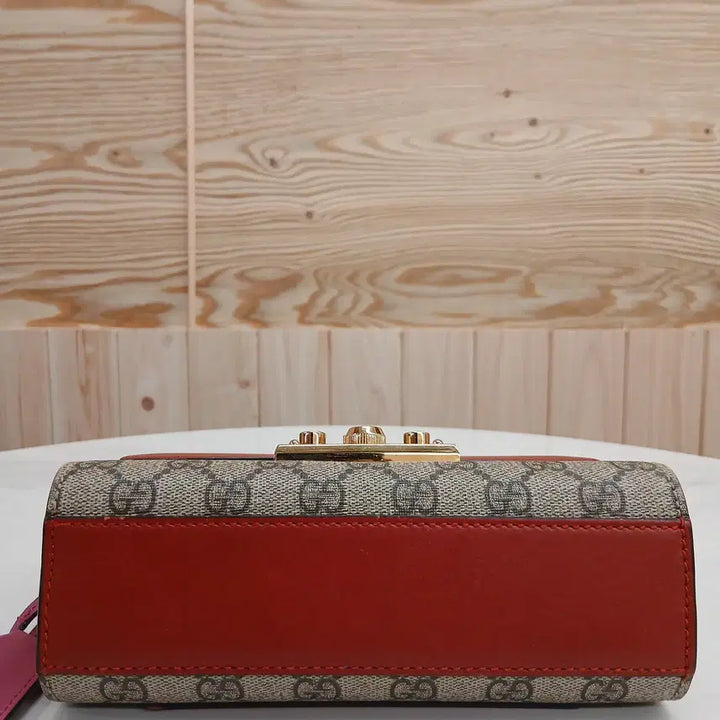 [BUNJANG] Gucci Padlock GG Supreme Shoulder Bag / 구찌 패들락 GG수프림 숄더백