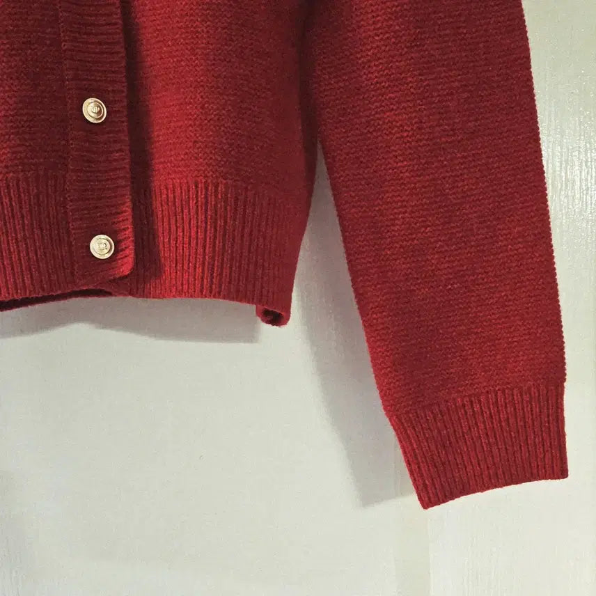 [BUNJANG] Depound Gold Button Wool Cardigan Red / (단종) 드파운드 골드 버튼 울 가디건_레드