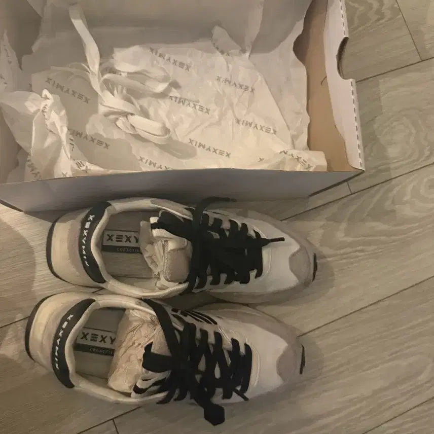 [BUNJANG] Xexymix Sneakers (White/Gray) - 230mm / 젝시믹스 운동화 흰색/회색 스니커즈230미리