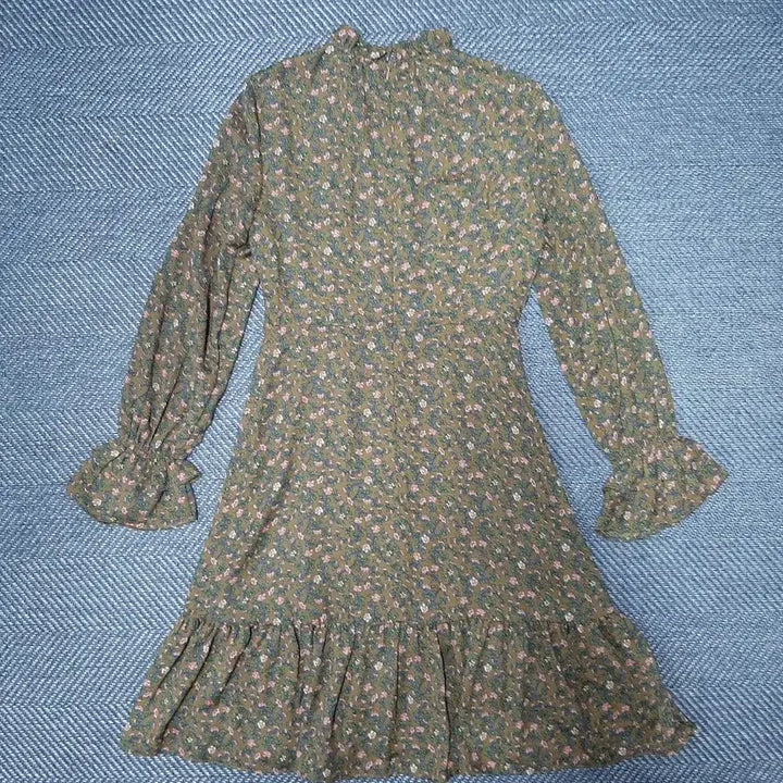 [BUNJANG] Plastic Island Floral Pattern Midi Dress / 플라스틱 아일랜드 플라워 패턴 미디 원피스