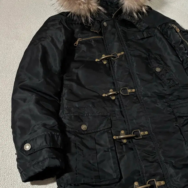 [BUNJANG] Vintage Y2K Black Metal Padded Jacket / 일본빈티지 y2k 블랙 메탈 패딩