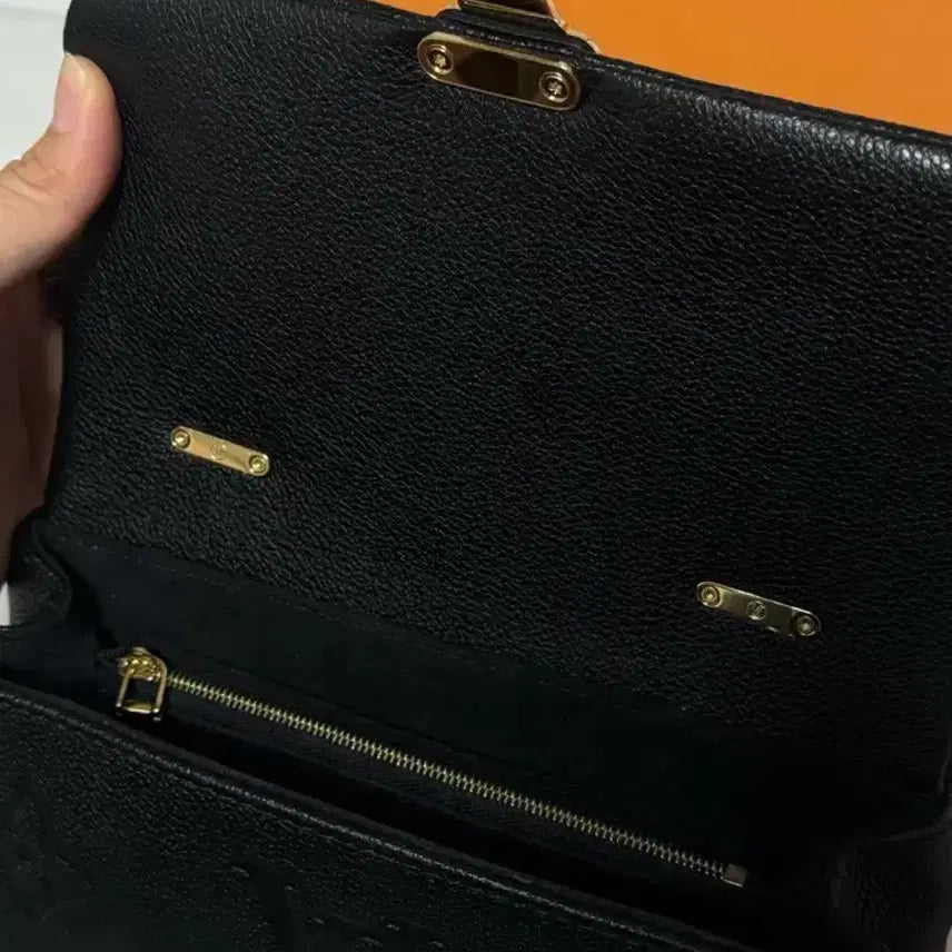 [BUNJANG] Louis Vuitton Madeline BB 2024 / 루이비통 마들렌bb 2024