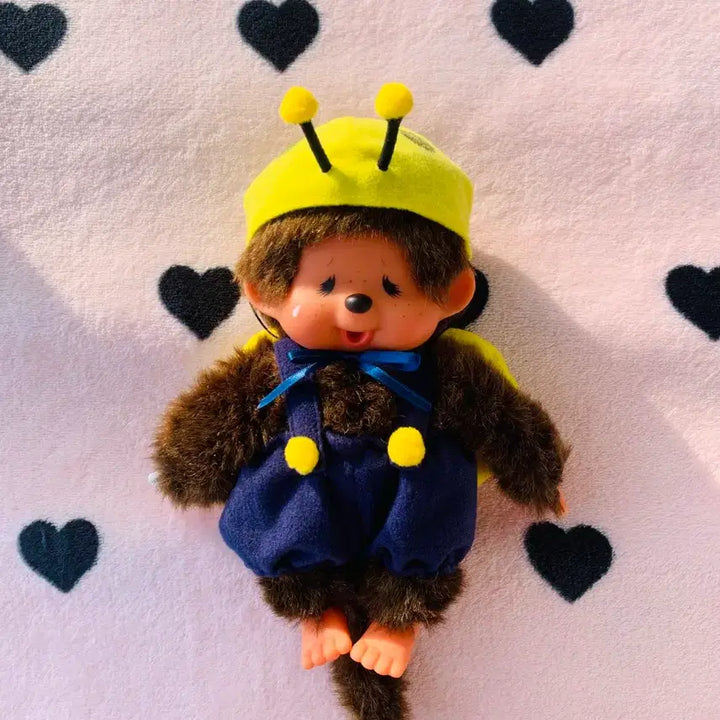 [SOLD OUT] 고전 몬치치 무당벌레 울보 인형