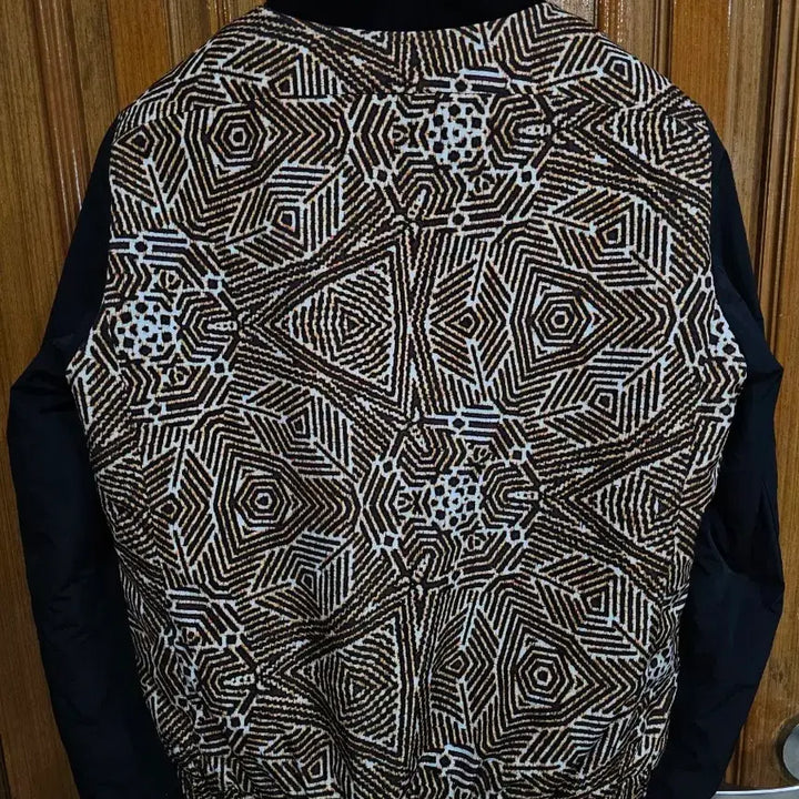 [BUNJANG] Benetton Tiger Pattern Bomber Jacket / 베네통 호랑이 패턴 봄버 자켓