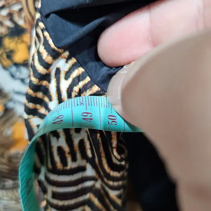 [BUNJANG] Benetton Tiger Pattern Bomber Jacket / 베네통 호랑이 패턴 봄버 자켓