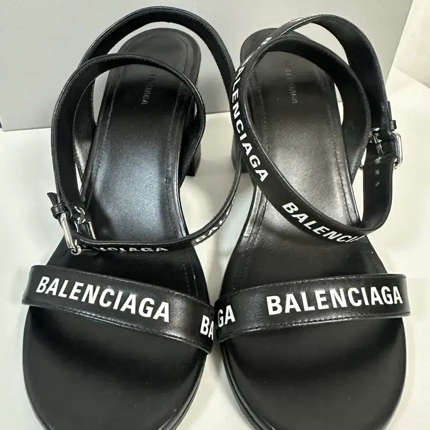 [BUNJANG] Balenciaga Strap Leather Sandal Heels / 발렌시아가 스트랩 레더 샌들힐 (35.5)