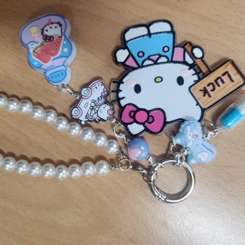 [BUNJANG] Handmade Pearl Kitty Keyring / 키티 진주 키링 / 핸드폰 가방 키링(핸드메이드)