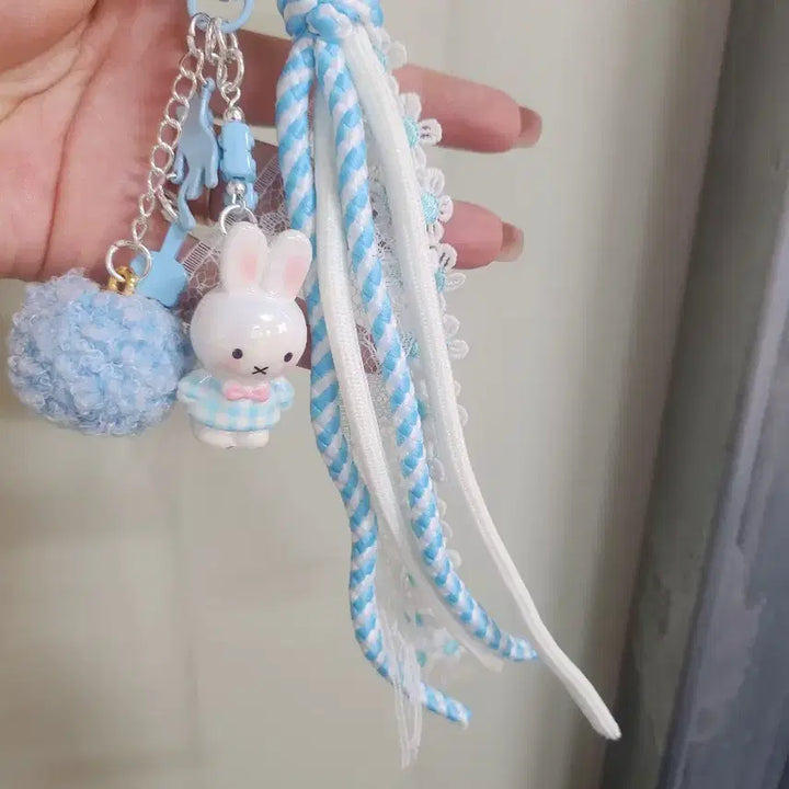 [BUNJANG] Miffy PomPom Keyring/Bag Charm (Handmade) / 미피 피규어 폼폼이 키링/가방고리 하늘색 레이스(핸드메이드)