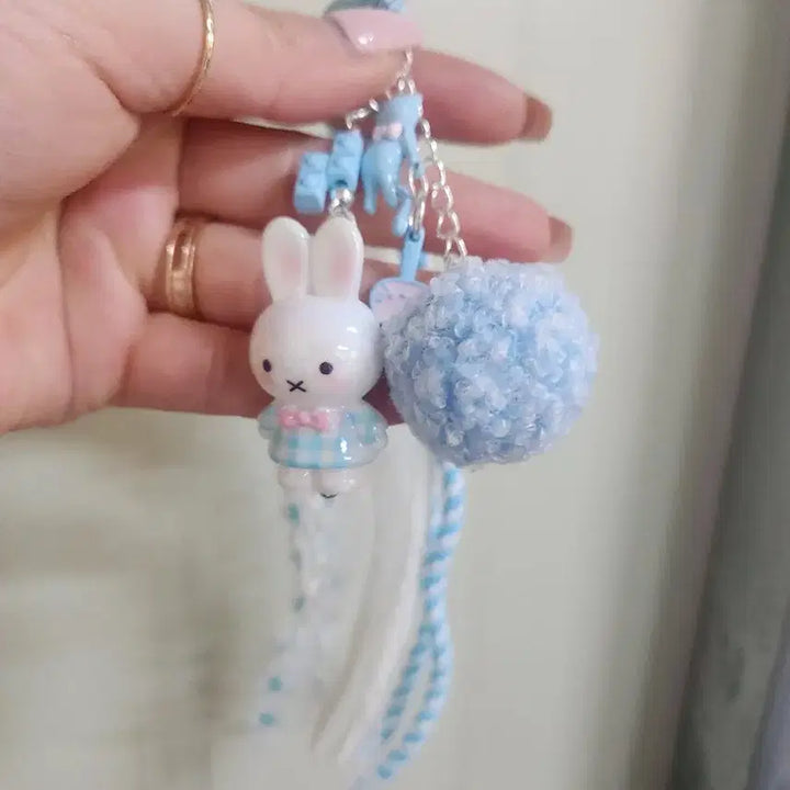 [BUNJANG] Miffy PomPom Keyring/Bag Charm (Handmade) / 미피 피규어 폼폼이 키링/가방고리 하늘색 레이스(핸드메이드)