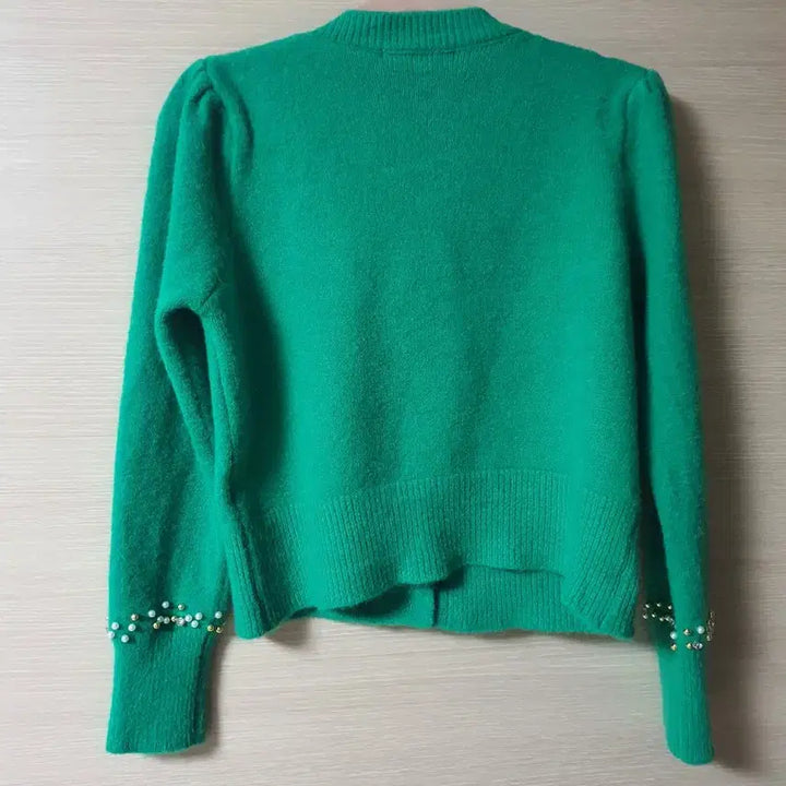 [BUNJANG] Rifence Studio Pearl Embellished Green Cardigan / 진주장식 꽃단추 가디건