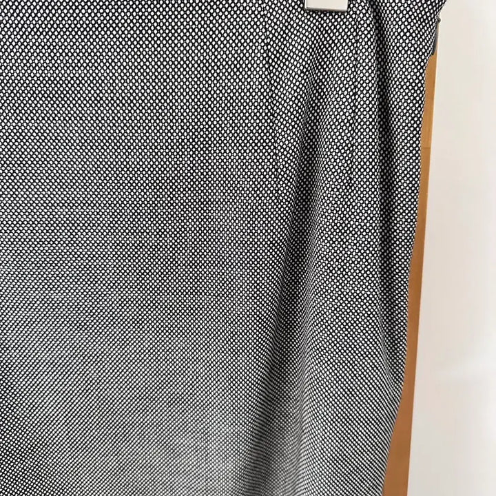[BUNJANG] Aquascutum Monotone Dot Summer Wool Skirt Size 30 / 아쿠아스큐텀 모노톤 도트 무늬 썸머 울 스커트(사이즈30)