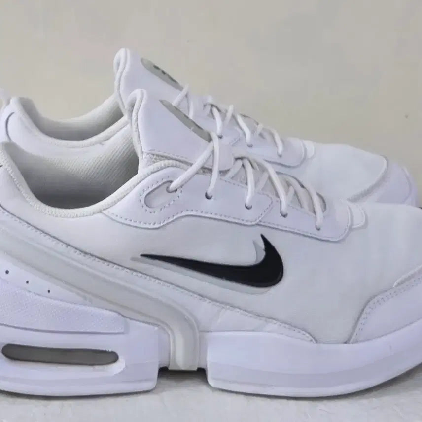 [BUNJANG] Nike Air Max Siren White Black Running Shoes / [280] 나이키 에어맥스 사이렌 화이트블랙ㅡ단종매물,최저가