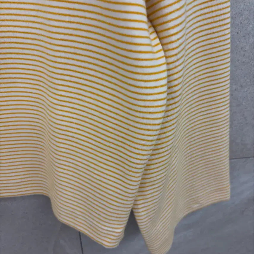 [BUNJANG] Wemeno Yellow Stripe T-Shirt / 위메농 옐로우 스트라이프 티셔츠