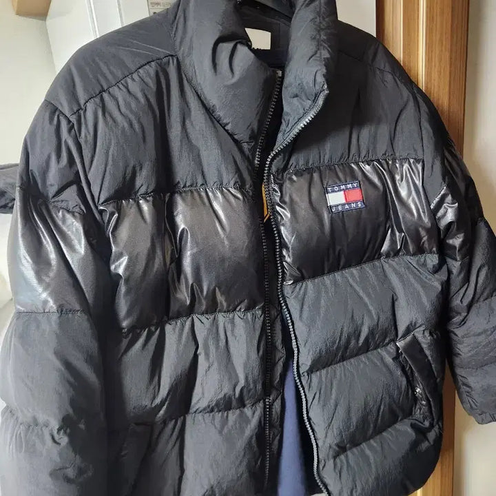 [BUNJANG] Tommy Hilfiger Black Padded Jacket / 타미진스 블랙 패딩(택포)