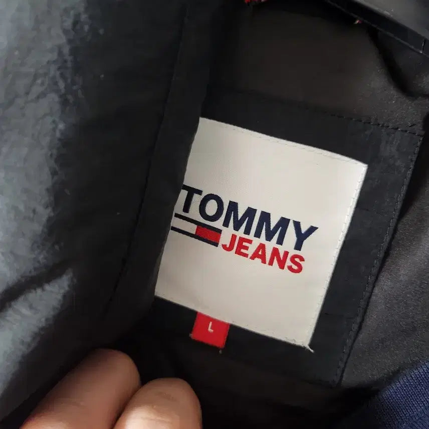 [BUNJANG] Tommy Hilfiger Black Padded Jacket / 타미진스 블랙 패딩(택포)