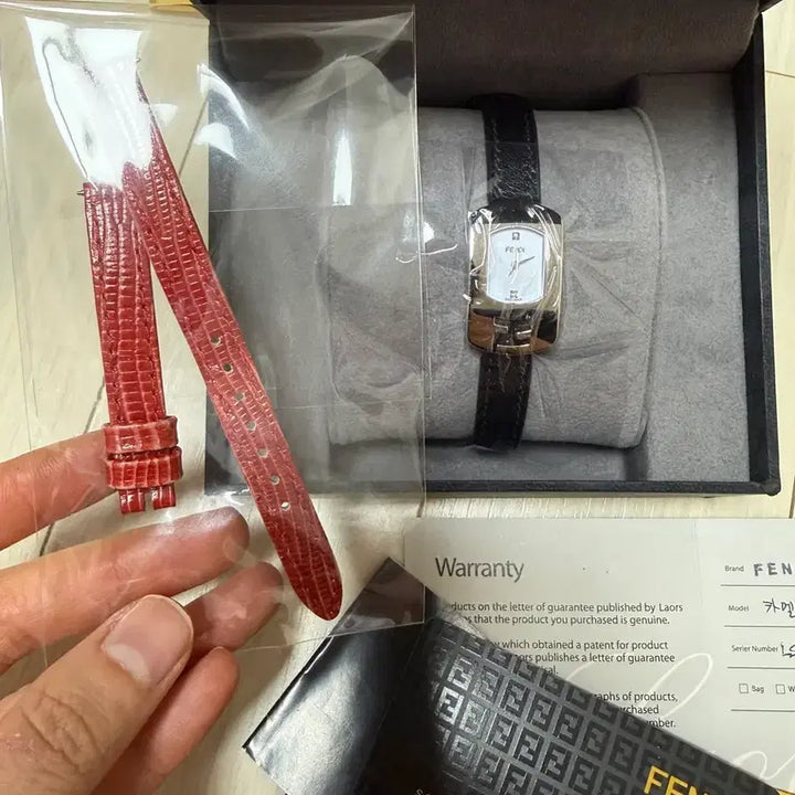 [BUNJANG] FENDI Chameleon Watch / FENDI Chameleon Watch