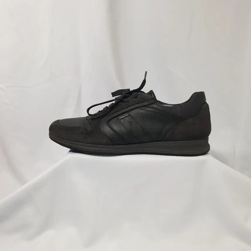 [BUNJANG] Geox Avery Dark Gray Sneakers (UK 6.5/255) / 빈티지하서 UK6.5/255 제옥스 에이버리 다크 그레이 스니커즈