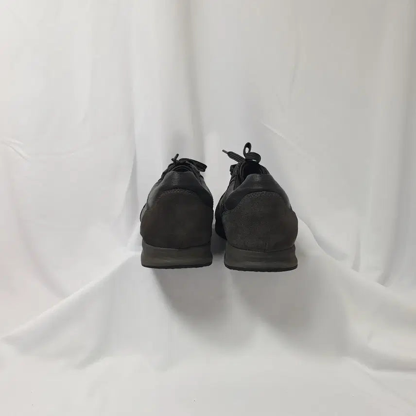 [BUNJANG] Geox Avery Dark Gray Sneakers (UK 6.5/255) / 빈티지하서 UK6.5/255 제옥스 에이버리 다크 그레이 스니커즈
