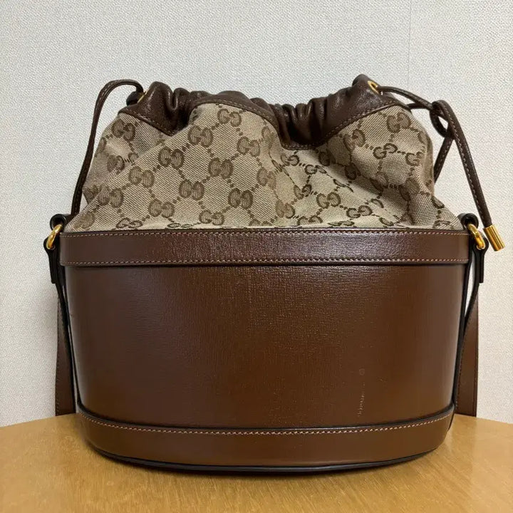 [SOLD OUT] 구찌 1955 홀스빗 버킷백