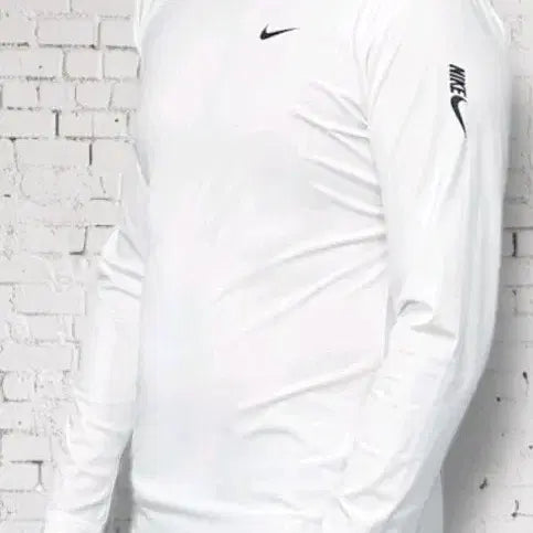 [BUNJANG] Nike Functional Four-Way Stretch Inner Tee / 나이키 기능성사방스판 이너티