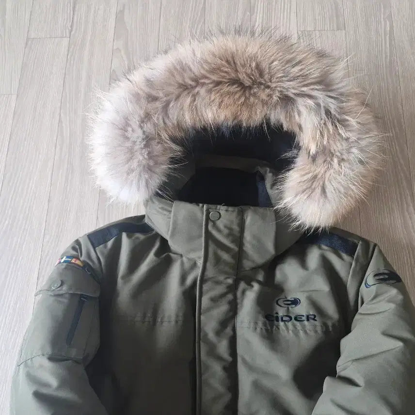 [BUNJANG] Ider Stucky Down Short Padding / 아이더 스투키 다운숏패딩 M사이즈 카키