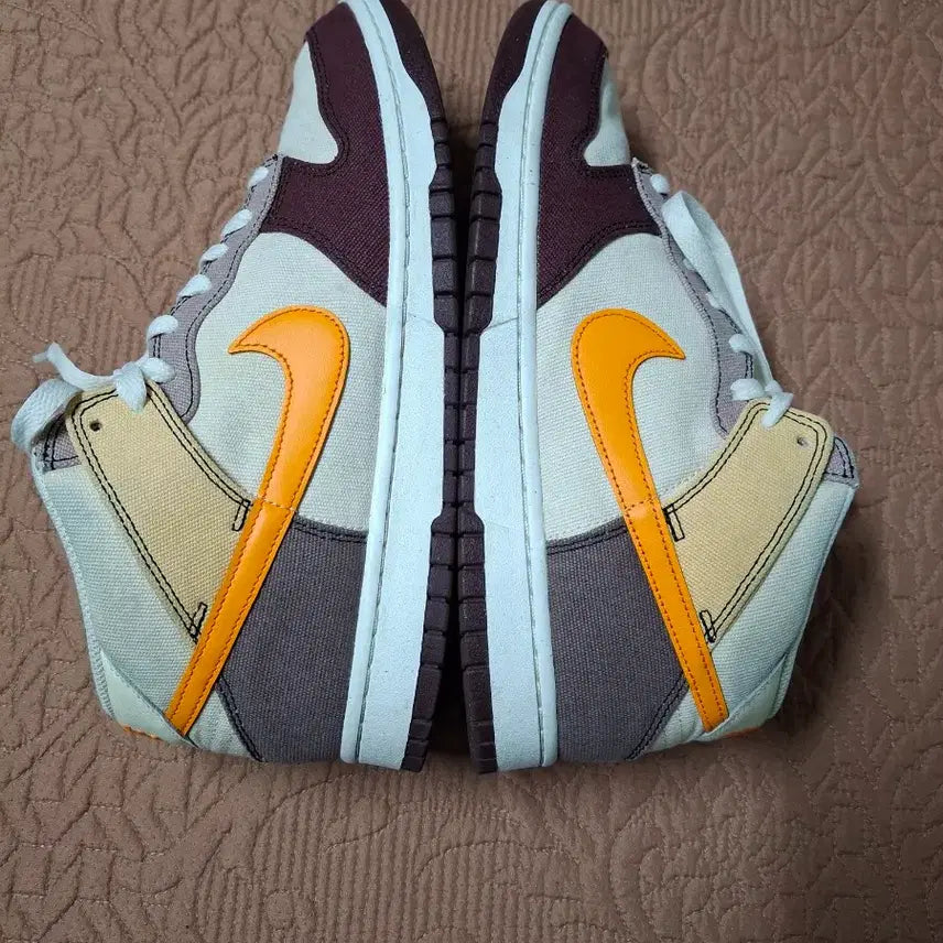[BUNJANG] Nike Dunk Mid Coconut Milk Sneakers / 280 나이키 덩크 미드 코코넛 밀크 운동화 [1094]