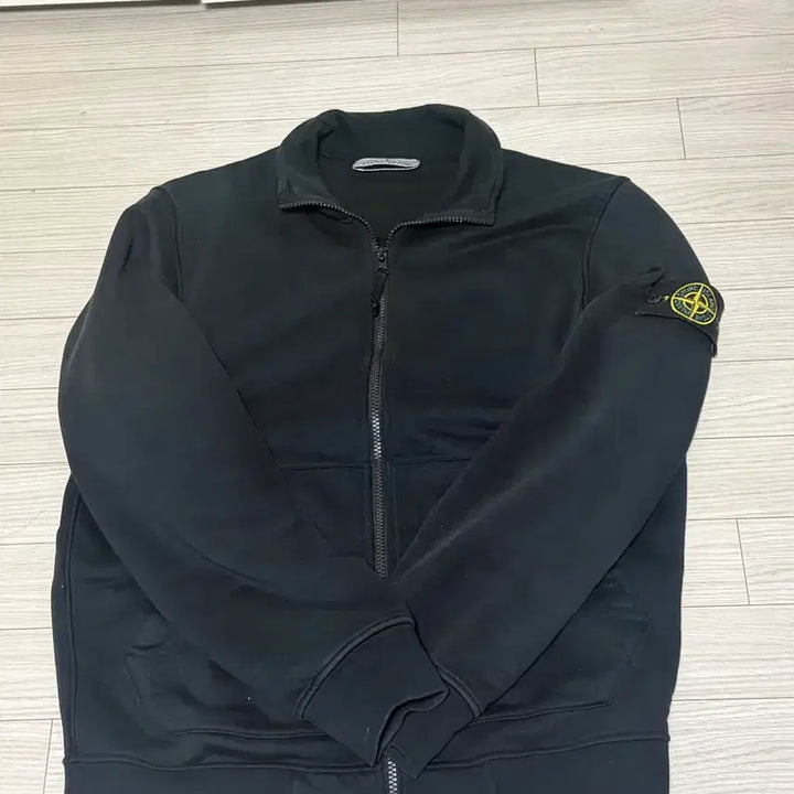 [BUNJANG] Stone Island Black Zip-up / 스톤아일랜드 블랙 집업