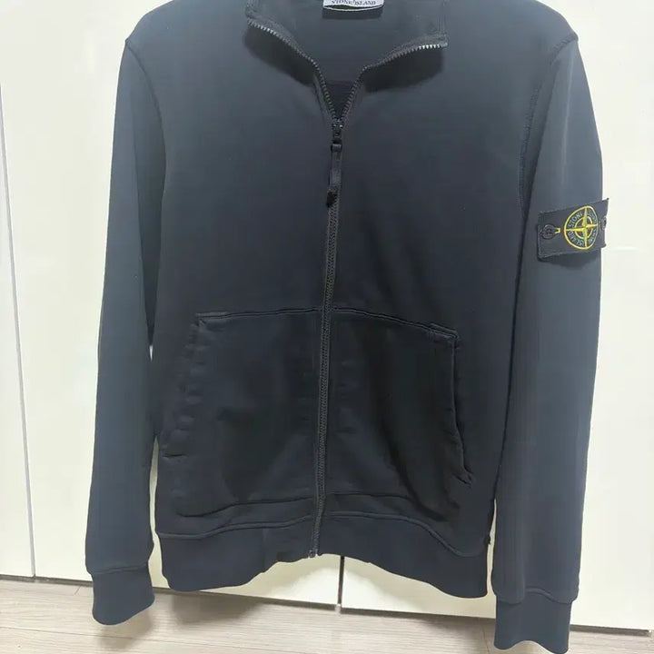 [BUNJANG] Stone Island Black Zip-up / 스톤아일랜드 블랙 집업