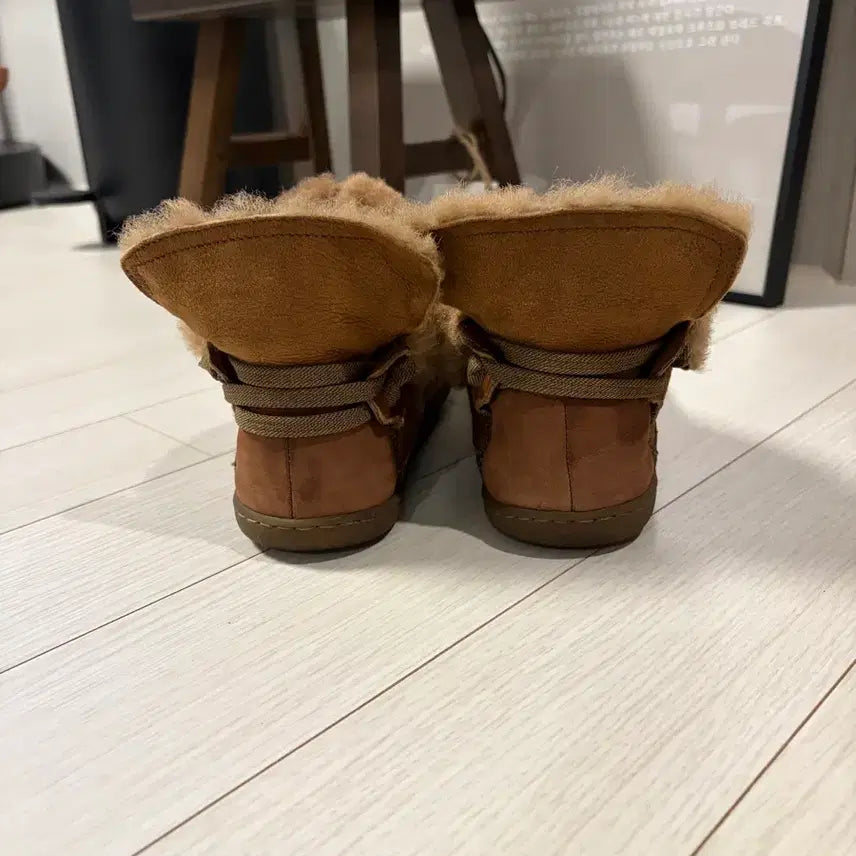 [BUNJANG] Camper Suede & Shearling Boots / 캠퍼 스웨이드&양털부츠 38 (240)