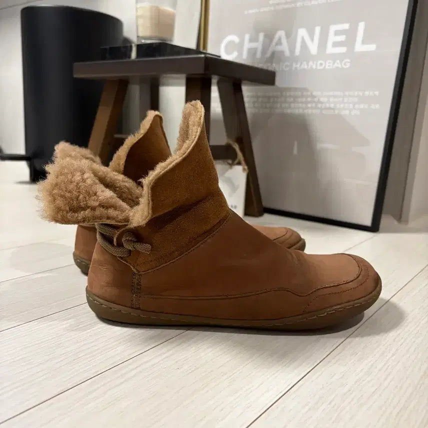 [BUNJANG] Camper Suede & Shearling Boots / 캠퍼 스웨이드&양털부츠 38 (240)