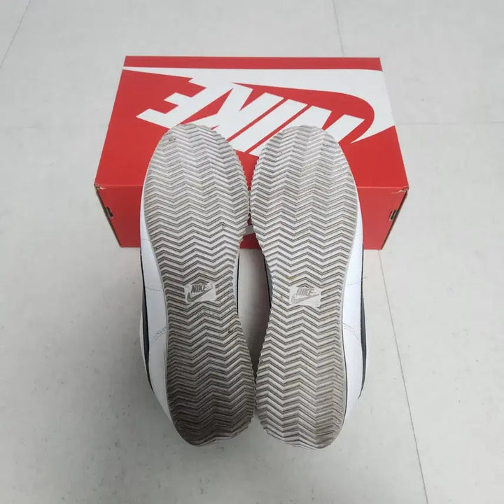 [BUNJANG] Nike Cortez (White, 295) / 나이키 코르테즈(화이트 295)